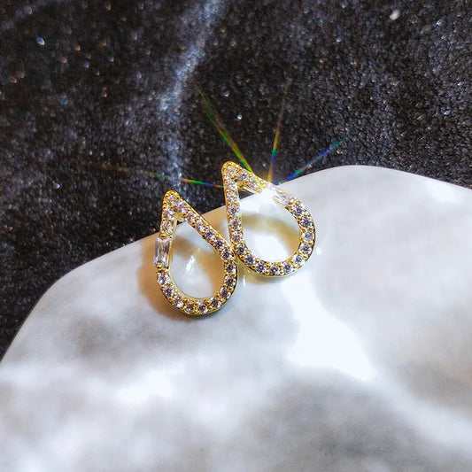 Diamonds Gold Earrings